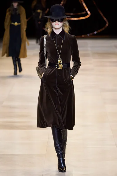 Look 59